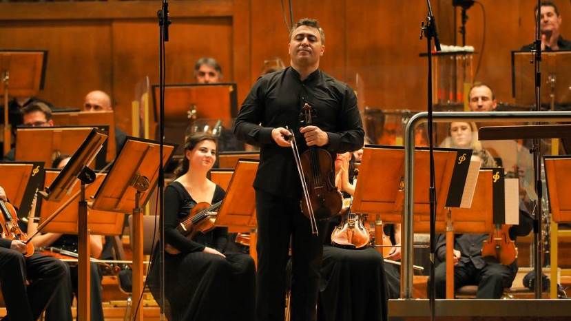 Скрипач Максим Венгеров выступил с концертом в софийской филармонии