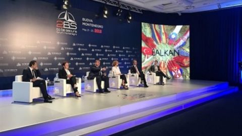 Министр обороны Болгарии: Интеграция стран Балкан в ЕС и НАТО обеспечит региону мир, стабильность и процветание