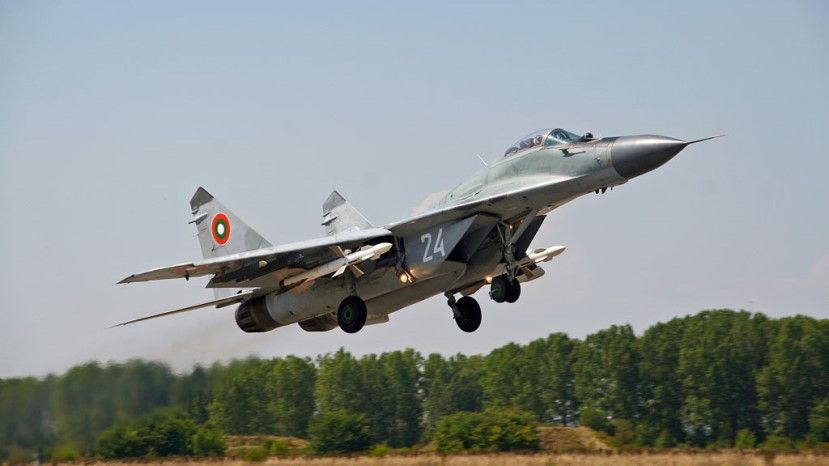 Россия заплатила Болгарии 186 тыс. евро неустойки за срыв сроков ремонта МиГ-29