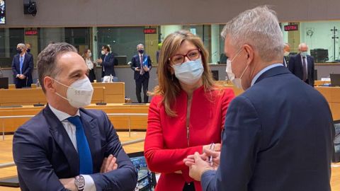 Глава МИД Болгарии: Санкции должны быть направлены против конкретных лиц в России