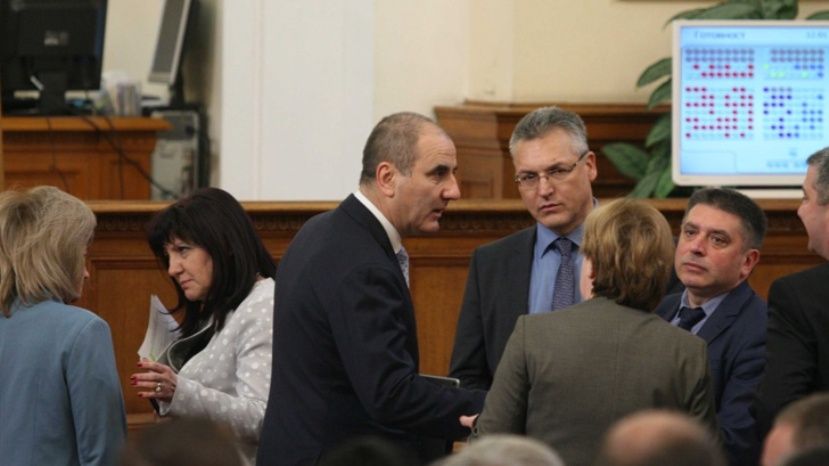 Болгарские депутаты преодолели вето президента и приняли антикоррупционный закон