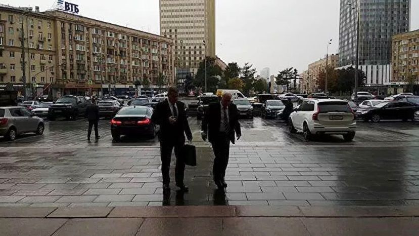 РИА Новости: Болгарский посол прибыл в российский МИД