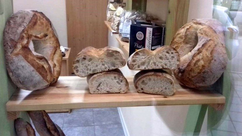 Ароматный хлеб из болгарской полбы и живого кваса