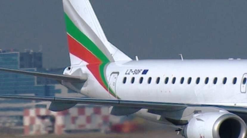 В аэропорту Вены аварийно сел самолет с вице-премьером Болгарии на борту