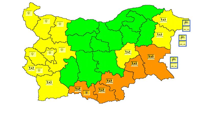 Оранжев код за обилни валежи е обявен в 5 области на страната, жълт код е в сила за 11 области