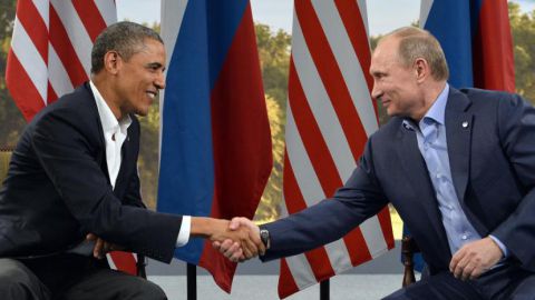 46% болгар одобряют действия Владимира Путина, а 47% - Барака Обамы