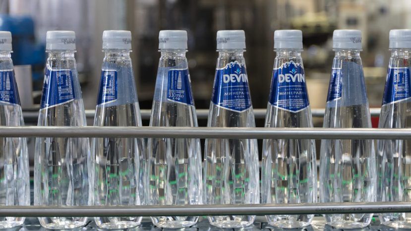Бельгийцы покупают болгарскую воду „Девин”