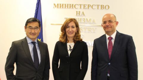 Министър Ангелкова: Световна хотелска верига влиза на българския пазар