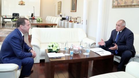 Борисов пред Медведев: На България ѝ се полага да участва в газовия пренос
