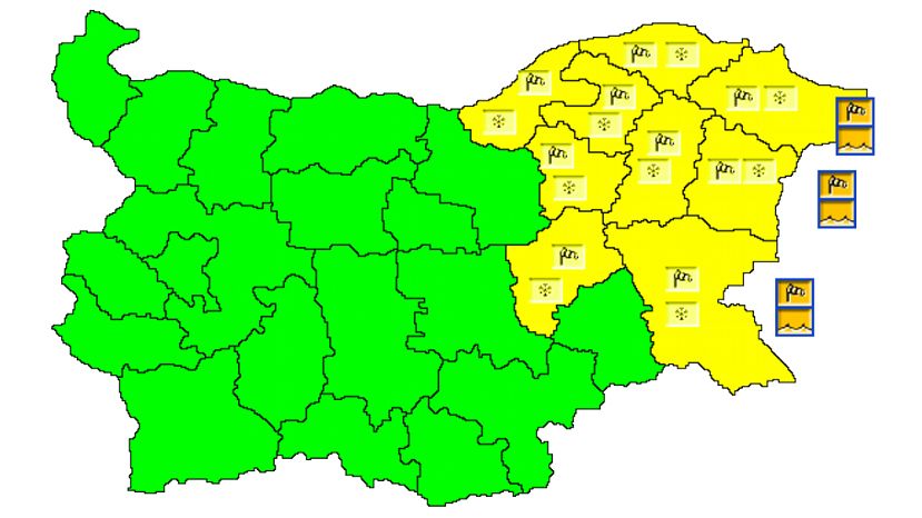 Из-за снега и сильного ветра в 9 областях Болгарии объявлен „желтый“ уровень опасности