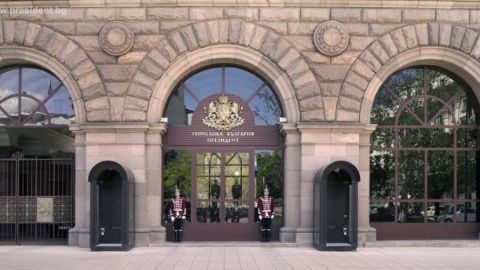 Президент Болгарии созывает консультативную встречу по вопросам отношений с Северной Македонией