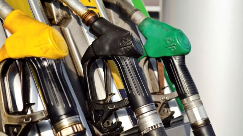 ВАП сезира КЗК за разликата в цената на петрола на международните пазари и на бензина у нас