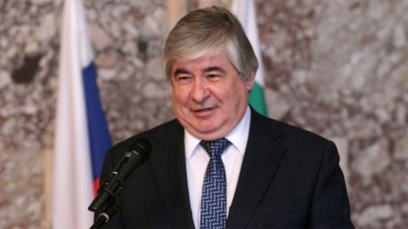Анатолий Макаров