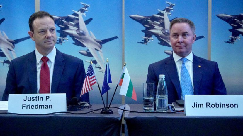 Посольство США: Покупкой F-16 Болгария снизит зависимость от России
