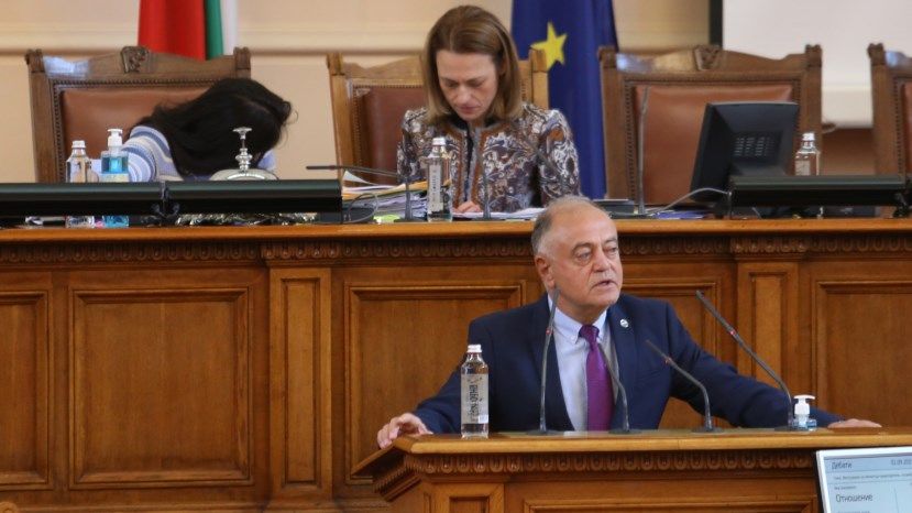 9 сентября стало поводом для скандала в парламенте Болгарии