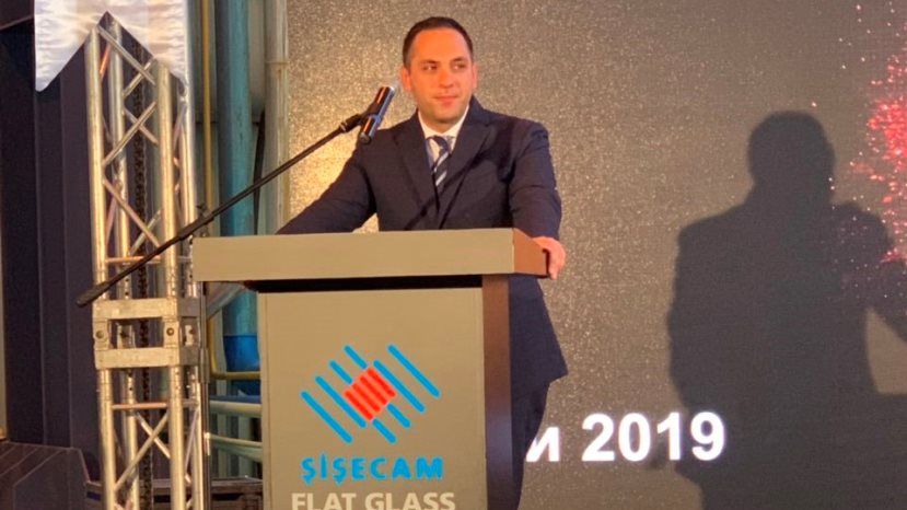 Министър Караниколов откри инвестиция за над 40 млн. евро в завод за производство на стъкло в Търговище