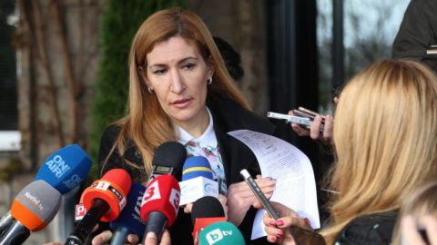 Николина Ангелкова