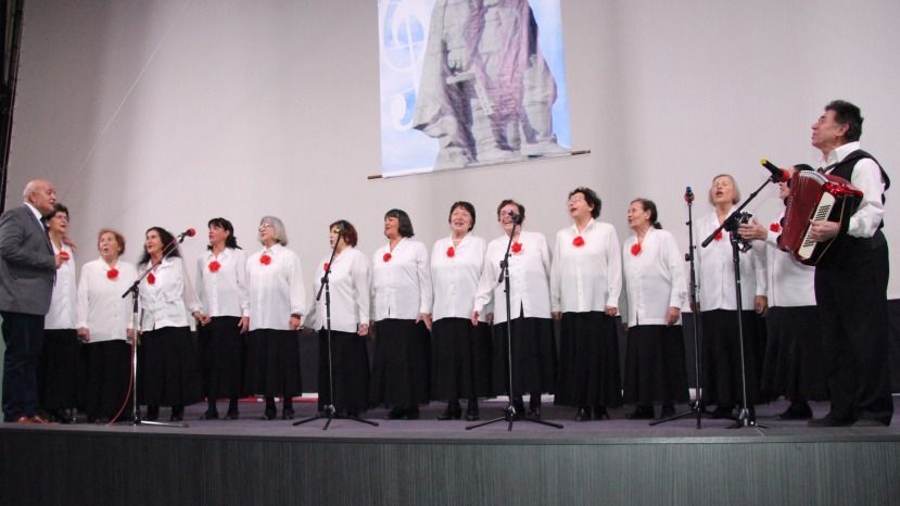 XVIII фестиваль патриотической песни „Серебряные жаворонки“ и XV фестиваль фронтовой песни „Алеша“ прошли в Софии