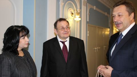 Министр энергетики Болгарии провела встречу с замминистра юстиции России