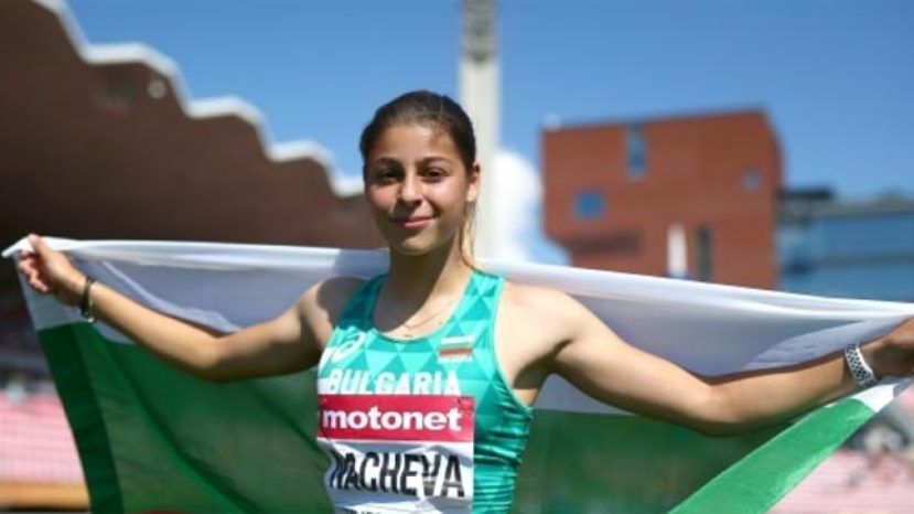Александра Начева – чемпионка мира среди девушек до 20 лет в тройном прыжке
