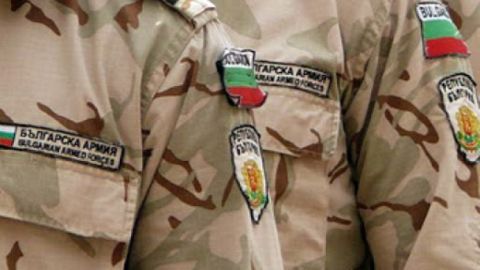 С контрольор на въздушното движение се увеличава контингентът на България в операцията на Стабилизиращите сили на НАТО в Косово