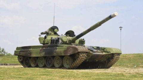 МО ремонтира и старите руски танкове