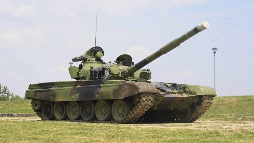 Болгария решила отремонтировать и старые советские танки