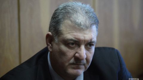 Георгий Костов