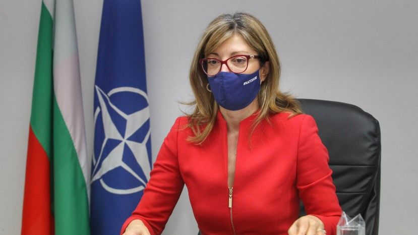 Глава МИД Болгарии призвала улучшить присутствие НАТО в Черноморском регионе