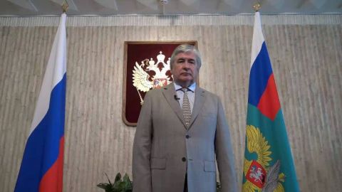 Анатолий Макаров
