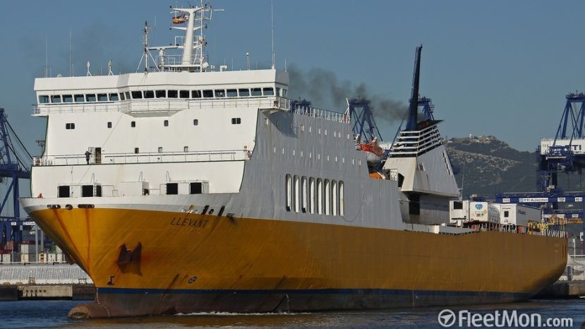 Новият български ферибот по линията Бургас - Батуми - Новоросийск