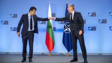 Премьер Болгарии: Наша позиция по Украине такая же, как у стран НАТО и ЕС