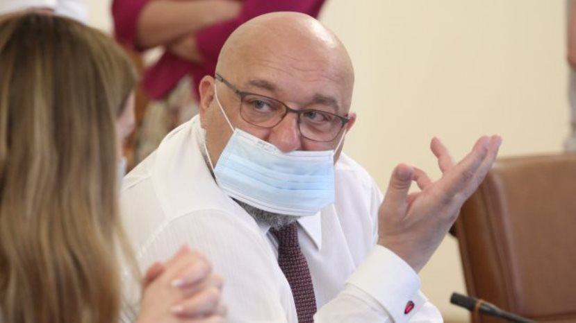 Министр спорта Болгарии заразился коронавирусом