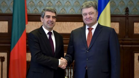 Президент Болгарии подтвердил поддержку процесса ассоциации Украины с ЕС и сближения с НАТО