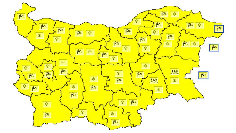 Из-за резкого похолодания и сильного ветра в Болгарии объявлен „желтый“ уровень опасности