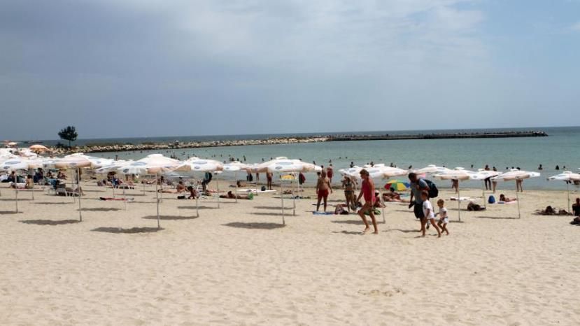 Морские курорты Болгарии начали работать по сентябрьским ценам