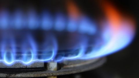 Газът да поскъпне с 2,83% от 1 януари, предлага &quot;Булгаргаз&quot;