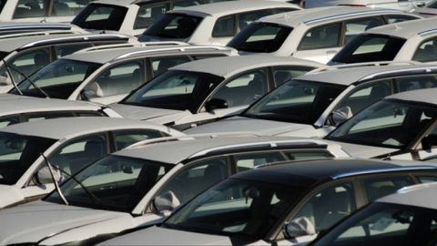 Продажбите на нови автомобили в България скочиха с над 55% през ноември