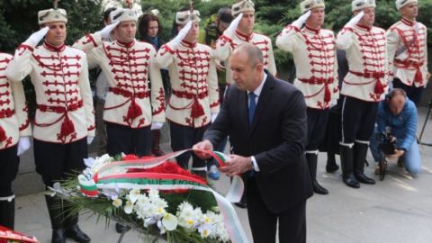 Президент Болгарии призвал не забывать о вкладе страны в победу над нацизмом