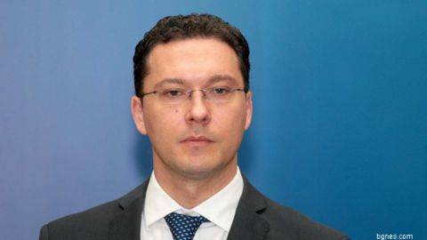 Даниел Митов