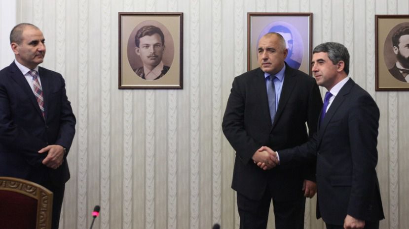 Борисов върна мандата на президента