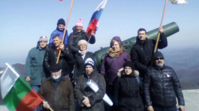 Русский центр в Варне организовал поход на Шипку