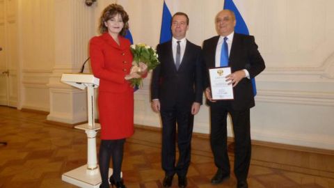Светлана Шаренкова - лауреат премий Правительства РФ в области средств массовой информации