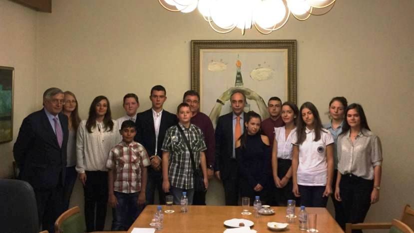 Болгарские ученики – лауреаты международного конкурса, посетили Посольство Болгарии в Москве