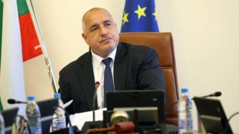 Премьер Болгарии против снятия ограничений на курение в общественных местах
