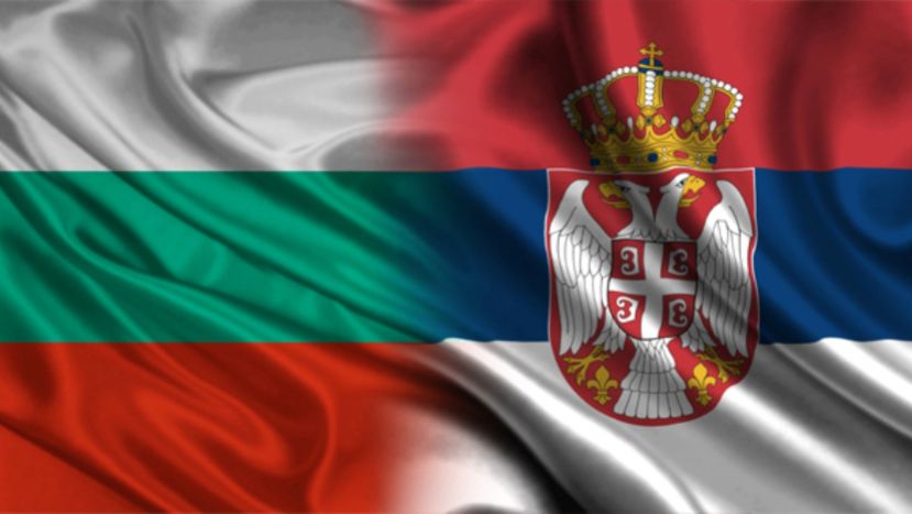 Премьер-министр Болгарии провел телефонный разговор со своим сербским коллегой