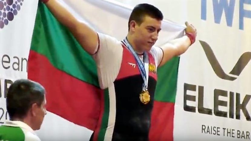 5 золотых и 5 серебряных медалей у юниоров Болгарии на Евро-2018 по штангам
