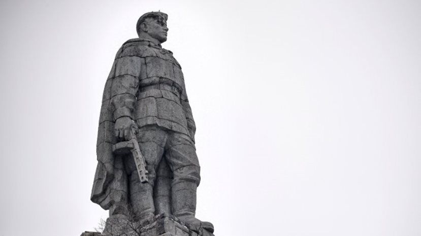 Дневник (Болгария): Россия хочет создать правовую базу статуса мемориалов и воинских захоронений в Болгарии