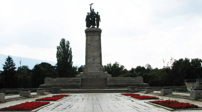памятник Советской армии