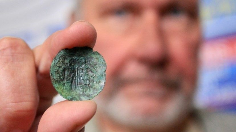 В Болгарии найдена редкая монета времен царя Ивана Асеня ІІ